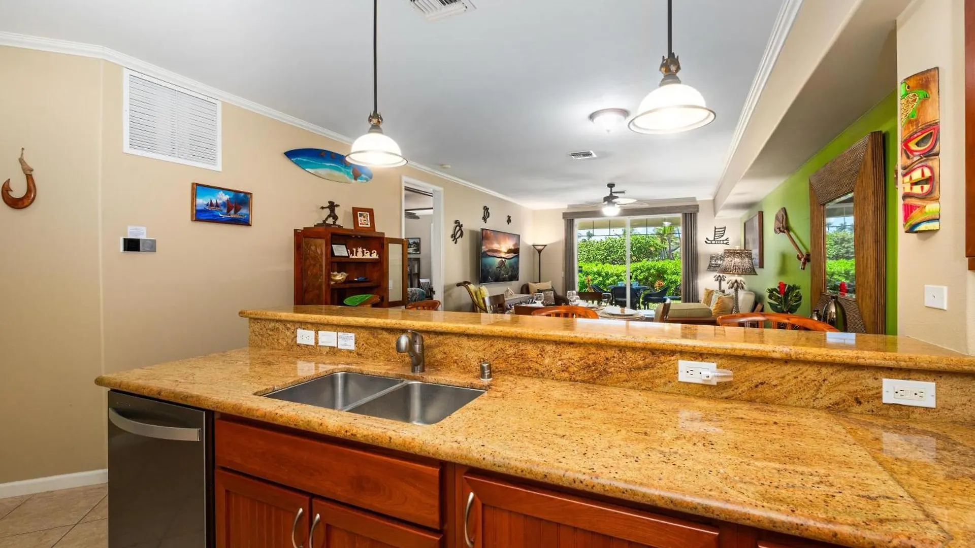 F2 Waikoloa Beach Villas